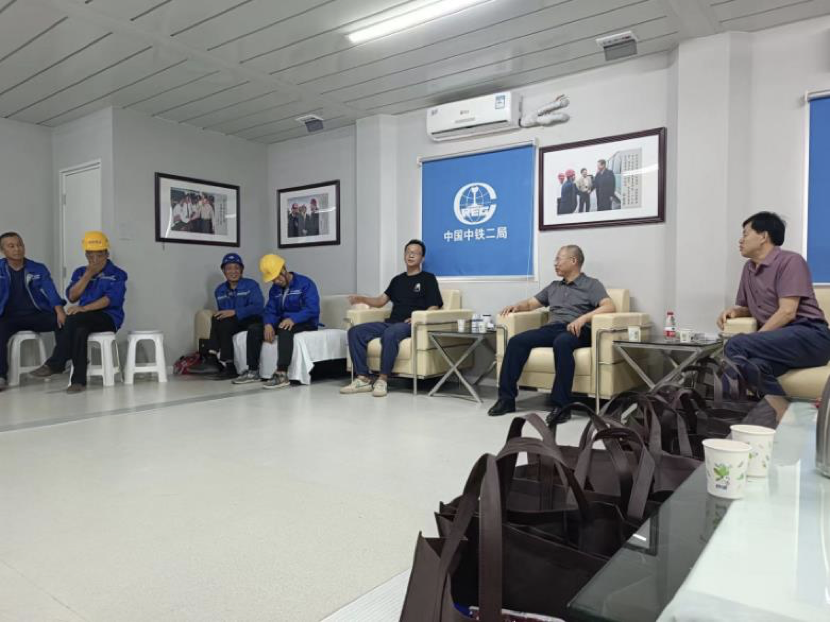 1695112877864293.png 1346437121.png